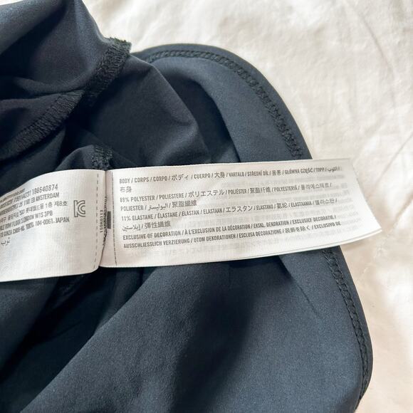 NWOT Abercrombie & Fitch Traveler Romper Black White Women’s Size Small - Picture 8 of 9